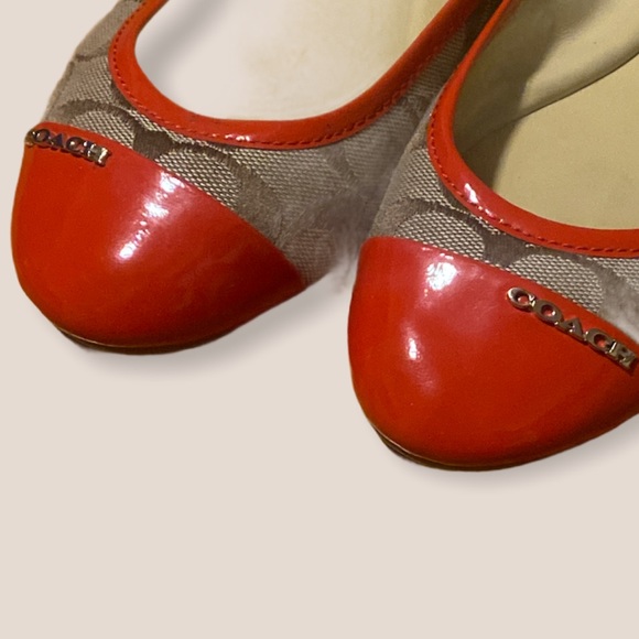 COACH slip-on logo shoes size 7.5 - Picture 9 of 11